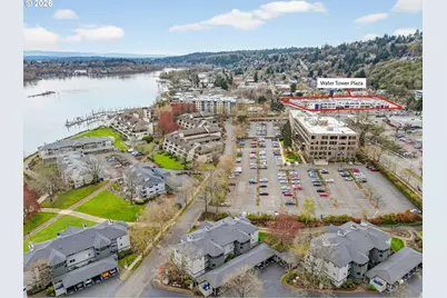 4970 S Landing Dr #304, Portland, OR 97239 - Photo 2