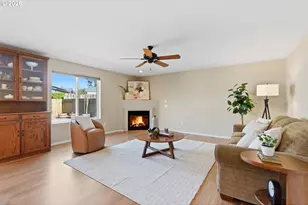 671 Mary Dr, Molalla, OR 97038 - Photo 10