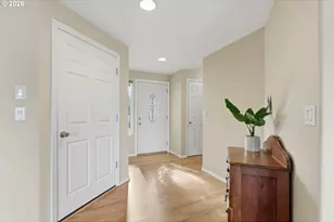 671 Mary Dr, Molalla, OR 97038 - Photo 8