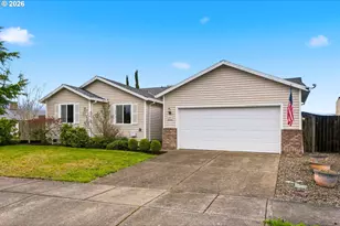 671 Mary Dr, Molalla, OR 97038 - Photo 2