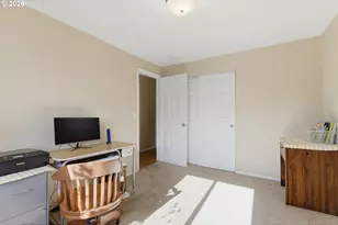 671 Mary Dr, Molalla, OR 97038 - Photo 36