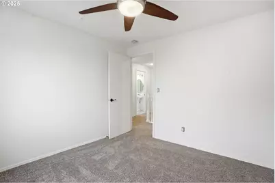 16705 SE Kingsridge Ct, Milwaukie, OR 97267 - Photo 26