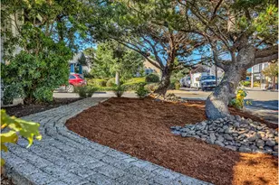 1120 S Columbia St, Seaside, OR 97138 - Photo 8