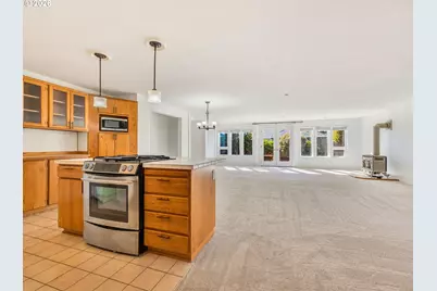1120 S Columbia St, Seaside, OR 97138 - Photo 18