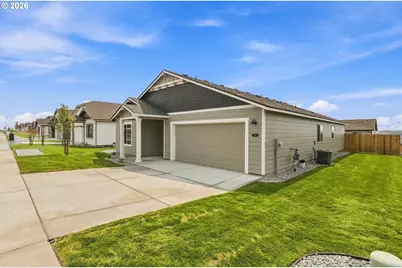 850 E Kinsley Ave, Hermiston, OR 97838 - Photo 2
