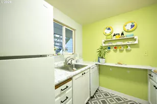 5482 SW Alger Ave, Beaverton, OR 97005 - Photo 8