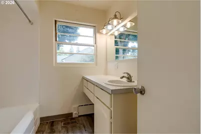 204 S Vernonia Rd, Saint Helens, OR 97051 - Photo 18