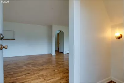 204 S Vernonia Rd, Saint Helens, OR 97051 - Photo 2