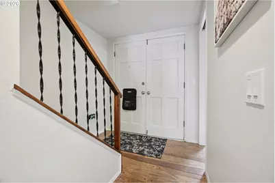 13050 SW 17th St, Beaverton, OR 97008 - Photo 6