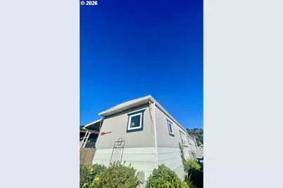 98090 W Benham Ln # 10, Brookings, OR 97415 - Photo 6