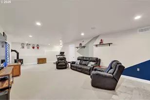 766 South 47th Place, Springfield, OR 97478 - Photo 36