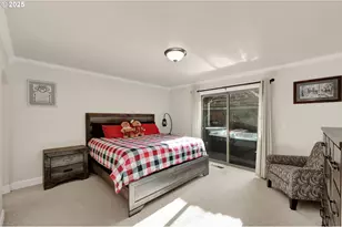 766 South 47th Place, Springfield, OR 97478 - Photo 24