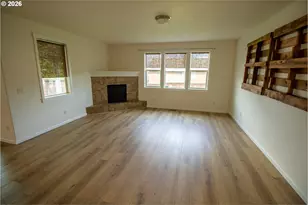 506 N 39th Pl, Ridgefield, WA 98642 - Photo 4