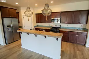 506 N 39th Pl, Ridgefield, WA 98642 - Photo 4