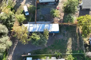 911 Kingsley St, The Dalles, OR 97058 - Photo 2