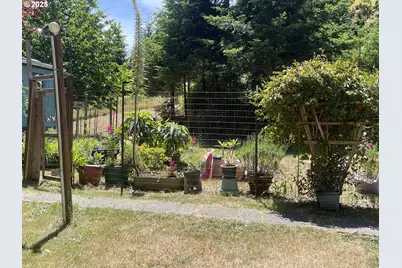 33052 Cedar Valley Rd, Gold Beach, OR 97444 - Photo 4