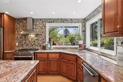 11185 SW 125th Pl, Portland, OR 97223 - Photo 20