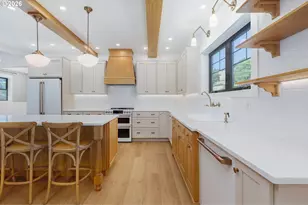 34370 Hawk Hill Rd, Philomath, OR 97370 - Photo 10