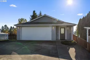 2922 SE Hillyard Rd, Gresham, OR 97080 - Photo 2