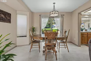15655 SW Old Orchard Pl, Tigard, OR 97224 - Photo 12
