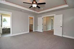 6225 N Greeley Ave, Portland, OR 97217 - Photo 20