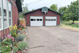 1805 Jasper St, Cove, OR 97824 - Photo 2