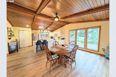 1805 Jasper St, Cove, OR 97824 - Photo 12