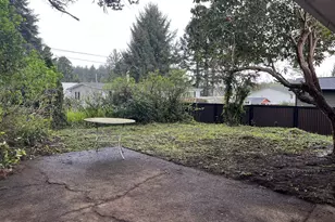 681 SE Port Ave, Lincoln City, OR 97367 - Photo 14
