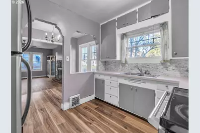 2270 Center St, Salem, OR 97301 - Photo 28