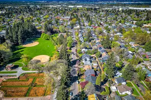6104 N Kerby Ave, Portland, OR 97217 - Photo 44