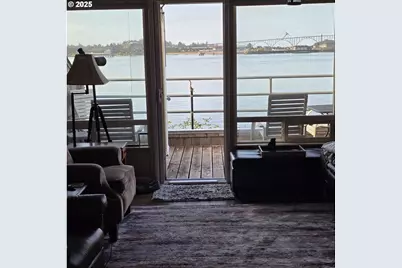 1000 SE Bay Blvd #124, Newport, OR 97365 - Photo 8