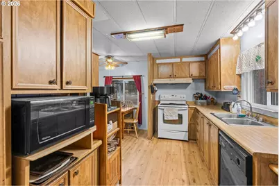 17114 Faun Ln, La Pine, OR 97739 - Photo 12