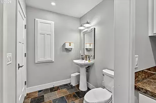 2294 McLean Blvd, Eugene, OR 97405 - Photo 28