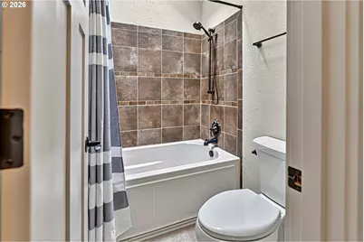 2294 McLean Blvd, Eugene, OR 97405 - Photo 36