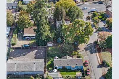 55 Federal Ln, Eugene, OR 97404 - Photo 2