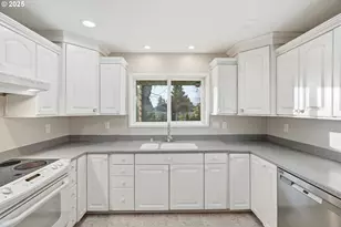 2308 NE 51st St, Vancouver, WA 98663 - Photo 10