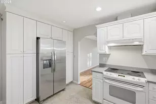 2308 NE 51st St, Vancouver, WA 98663 - Photo 12