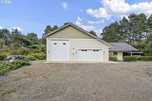 87991 Woodlands Dr, Florence, OR 97439 - Photo 1