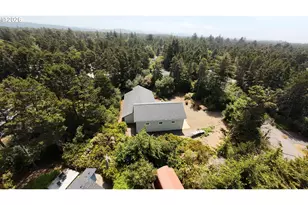 87991 Woodlands Dr, Florence, OR 97439 - Photo 46