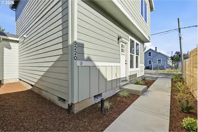 5220 SE Ramona St, Portland, OR 97206 - Photo 2