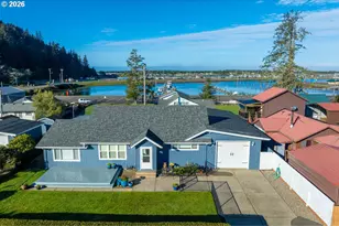815 Broadway Ave, Winchester Bay, OR 97467 - Photo 2