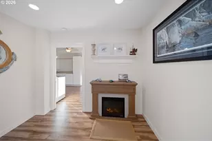 815 Broadway Ave, Winchester Bay, OR 97467 - Photo 24