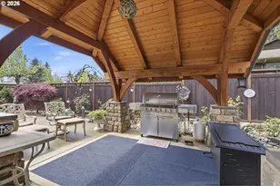 16867 Wight Ln, Lake Oswego, OR 97035 - Photo 18