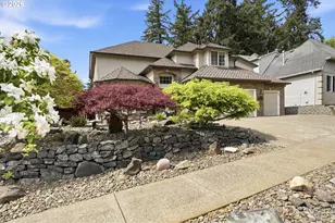 16867 Wight Ln, Lake Oswego, OR 97035 - Photo 4