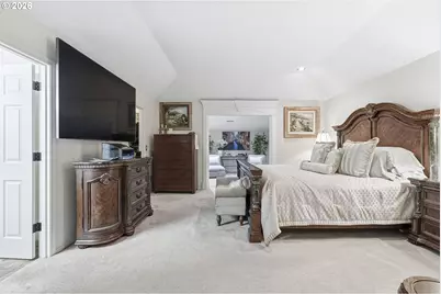 16867 Wight Ln, Lake Oswego, OR 97035 - Photo 32