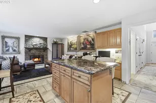 16867 Wight Ln, Lake Oswego, OR 97035 - Photo 16