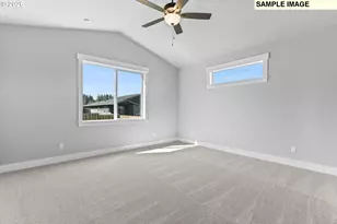 656 NE Trillium Dr, Estacada, OR 97023 - Photo 30