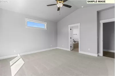 656 NE Trillium Dr, Estacada, OR 97023 - Photo 36