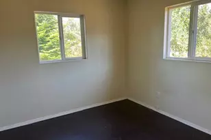 596 E 7th St, Coquille, OR 97423 - Photo 12