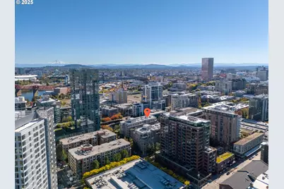 1130 NW 12th Ave #214, Portland, OR 97209 - Photo 38